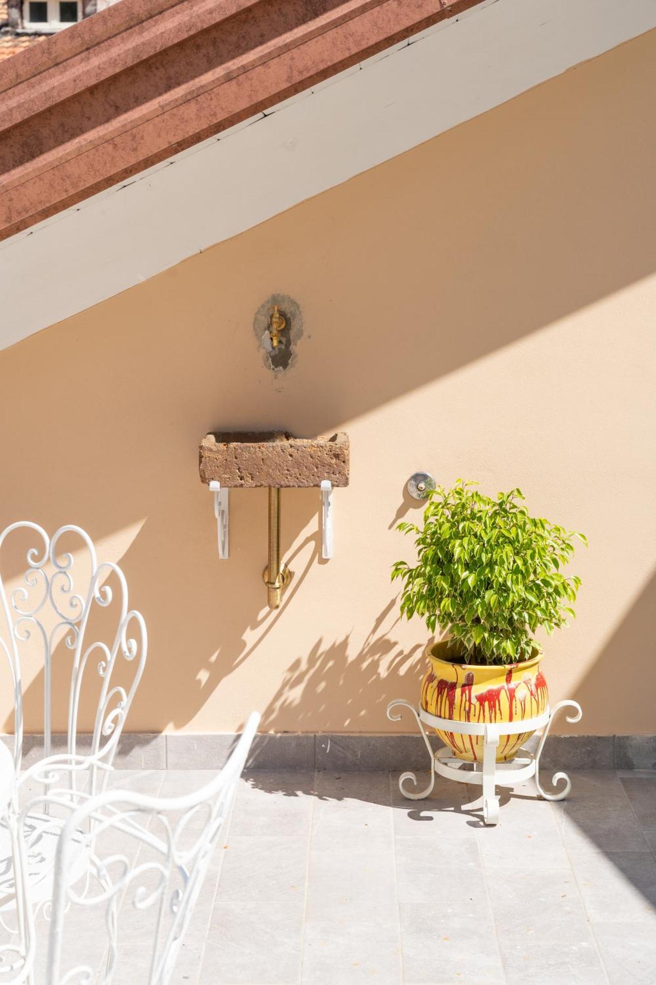 Palazzo Desiderio Apartment Castellammare di Stabia Exterior photo