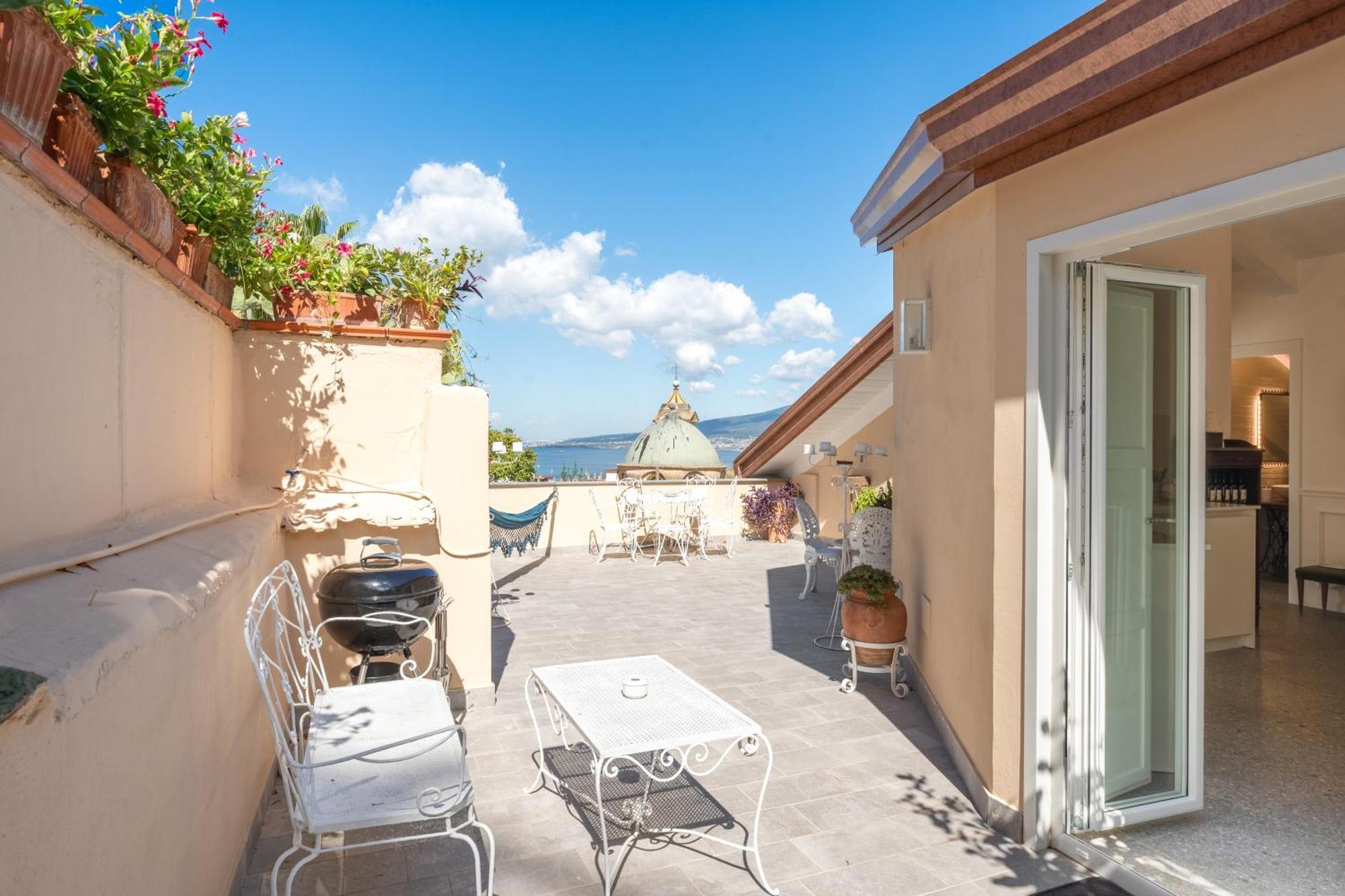 Palazzo Desiderio Apartment Castellammare di Stabia Exterior photo